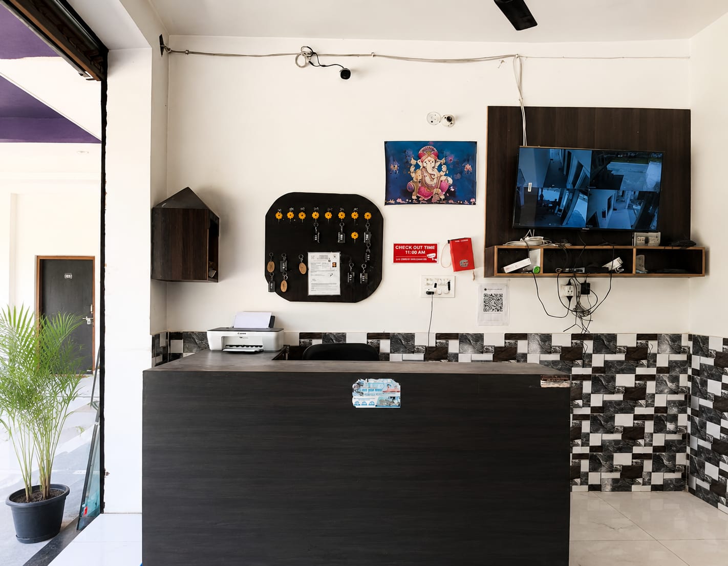 Hotel Reception